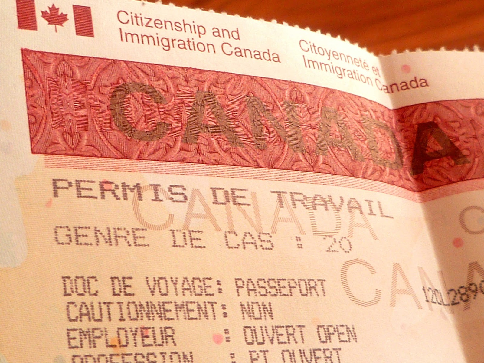 Comment prolonger son permis de travail au Canada 
